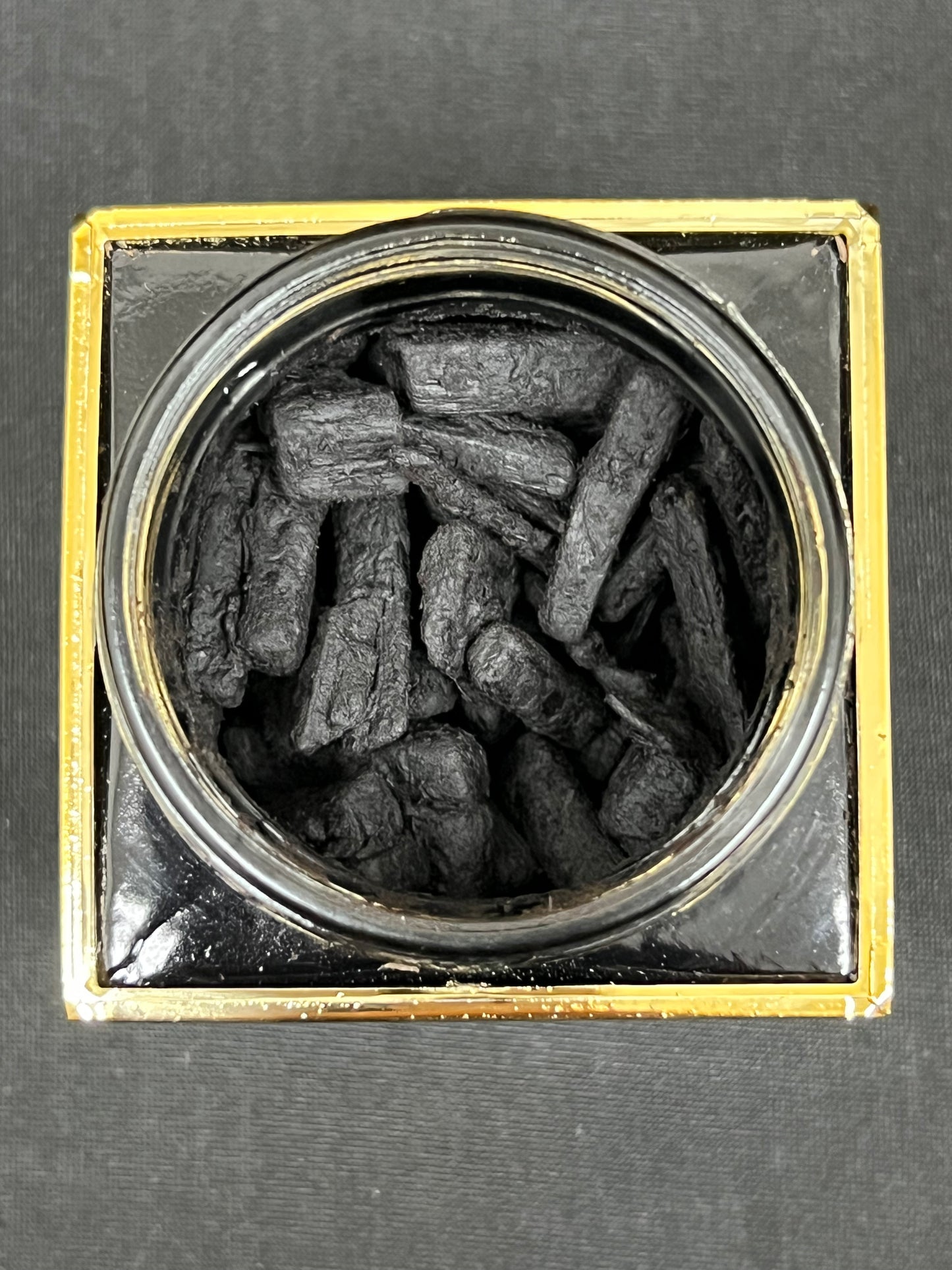 Natural Black Musk Muattar-Agarwood chips